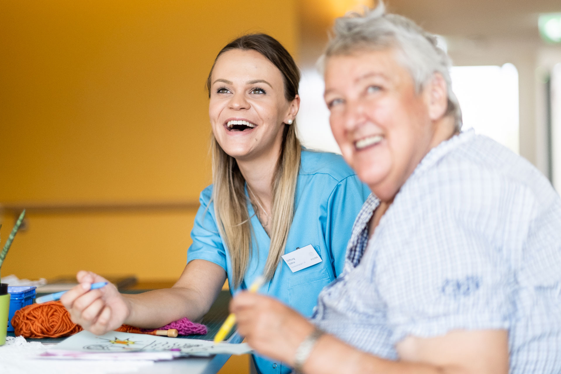 Arbeiten bei Solina – Der Mensch im Mittelpunkt Stiftung Solina, Betreuung Bewohnerin